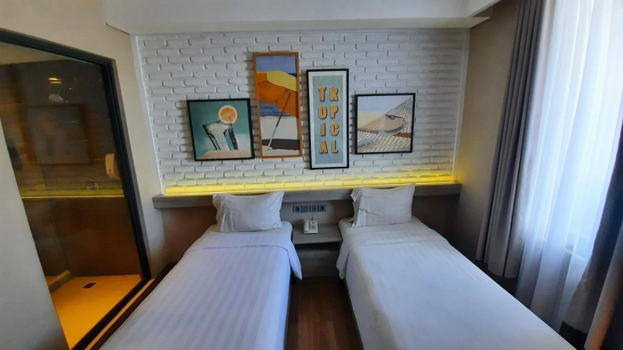 Expressia Hotel Makassar Ngoại thất bức ảnh